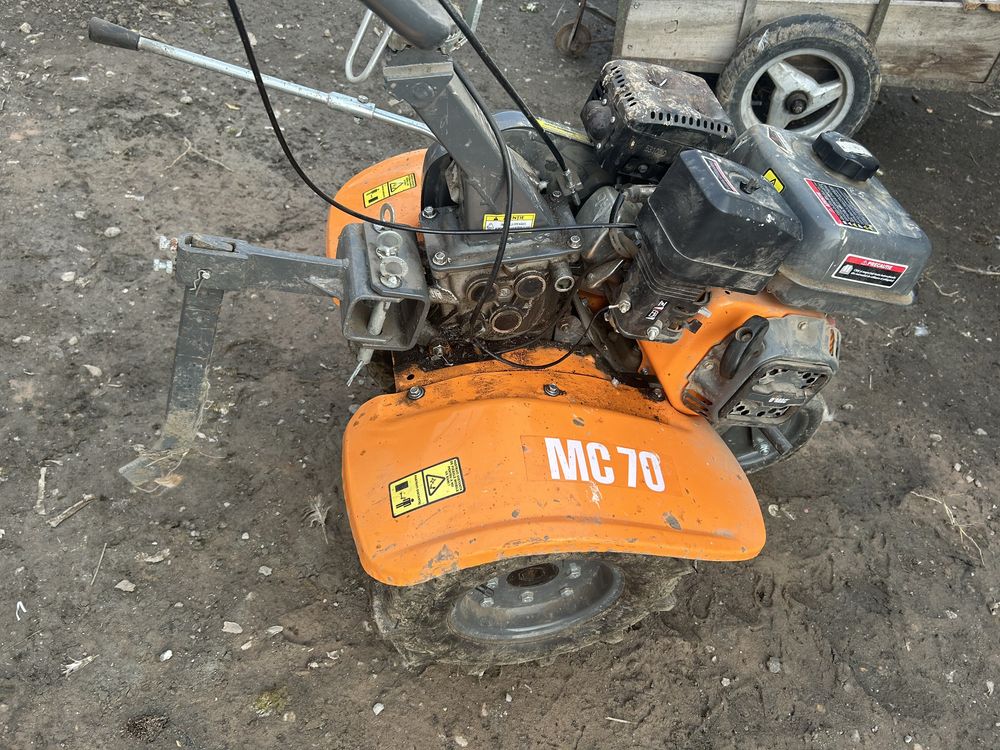 Vand motocultor omac 7 cp e pe curea cureaua scartie
