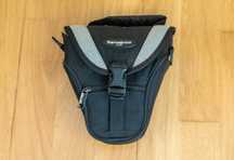 Husa foto Samsonite. Dimensiuni 14 x 15 x 12 cm