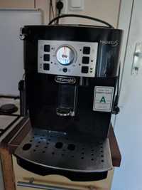 Espressor automat DeLonghi Magnifica S