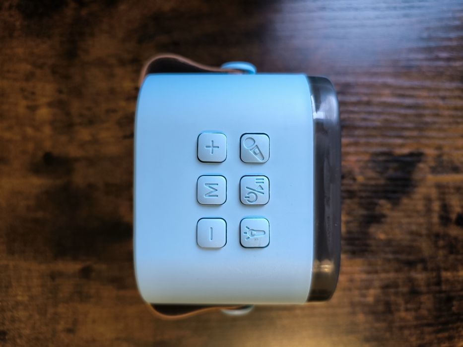 Караоке блутут колонка със микрофон