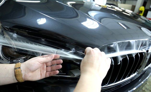Тонировка солцезашитный плёнка на выезд ламинация салон