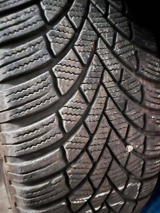 Зимни гуми 185/ 60/15 Bridgestone