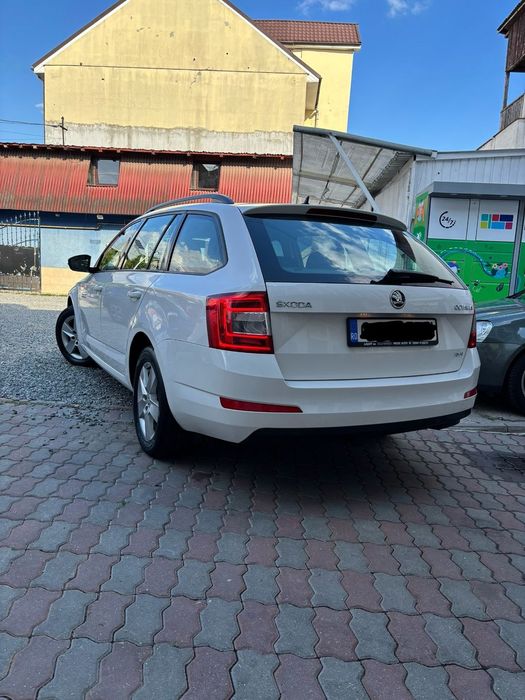 Skoda Octavia Skoda Octavia Combi Ambition 1.6 tdi, 110 cp, 4X4