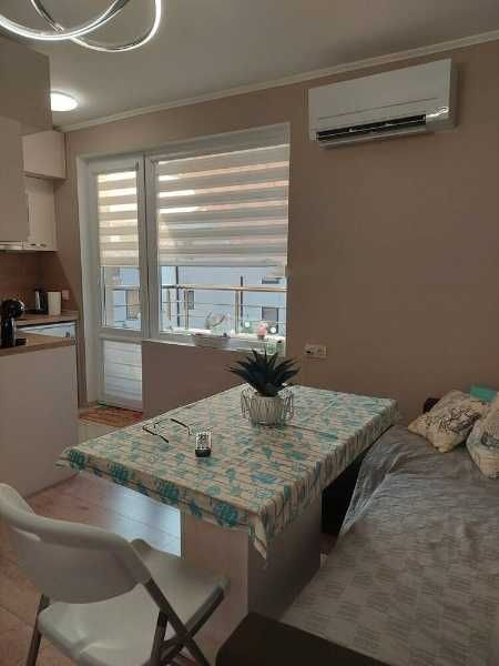 Продава се Двустаен апартамент в Бургас, Сарафово - 49 кв.м за 1633 €/кв.м - Снимка #1