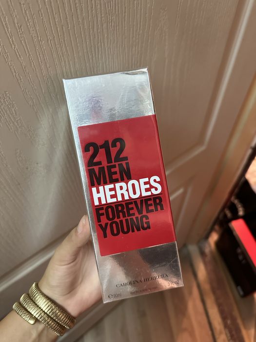 Ch 212 men heroes forever young