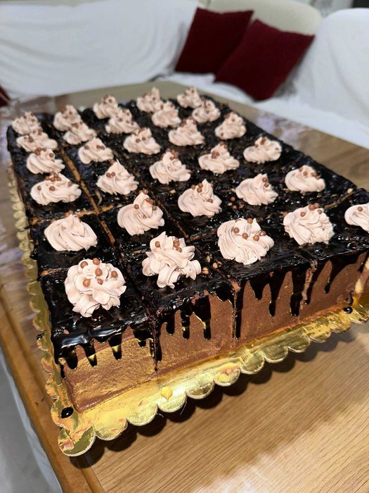 Пеку на заказ торты, пироженное