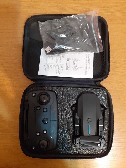 Mini model buggy 4x4 si minidrona