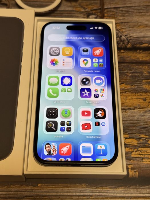 iPhone 16 Black 128GB – ca nou, garanție eMAG până în Decembrie 2026