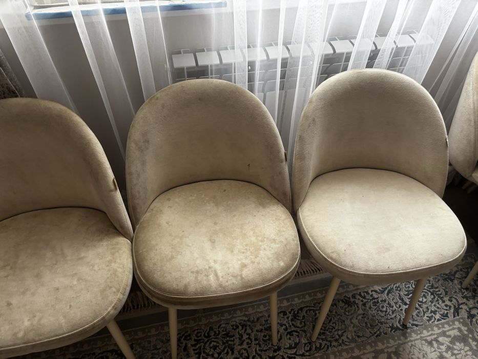 Стулья 4 шт ,,, не плохом состояние