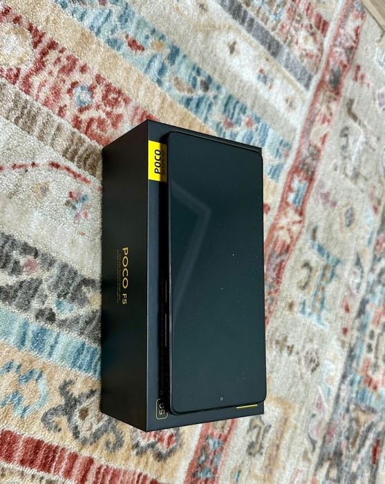 Продаем poco f 5