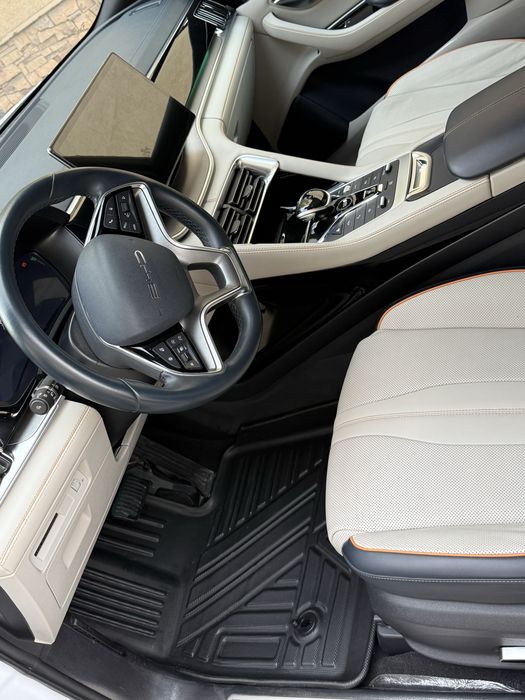 BYD Song Plus DM-i 2-pazitsa