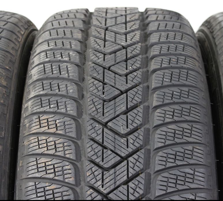 4 Anvelope Pirelli 235 55 18 dot 2024 rulate 300km