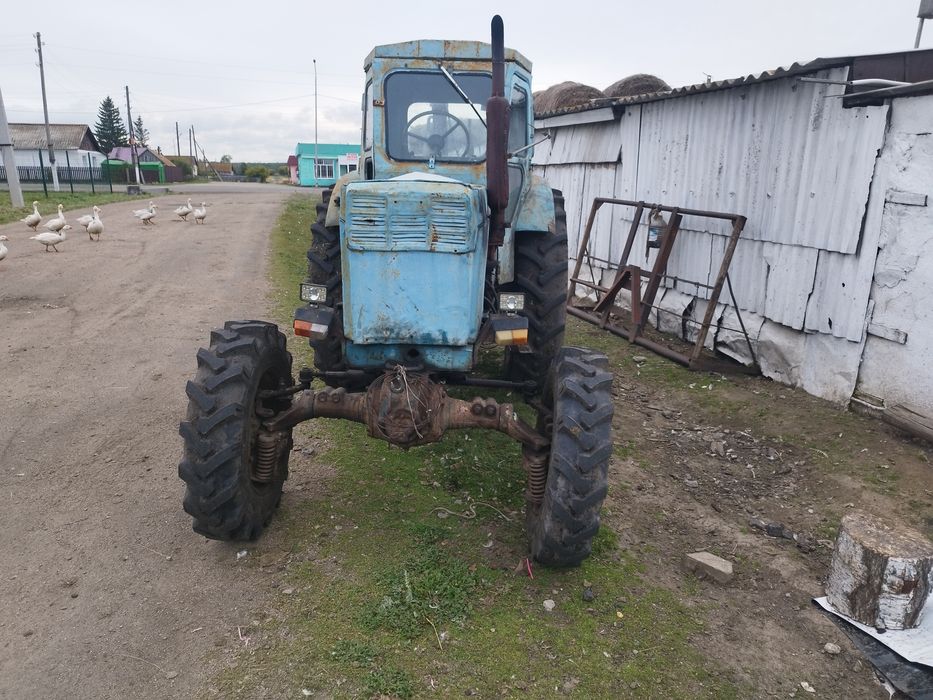 Продам трактор  Т - 40 двух мостовый