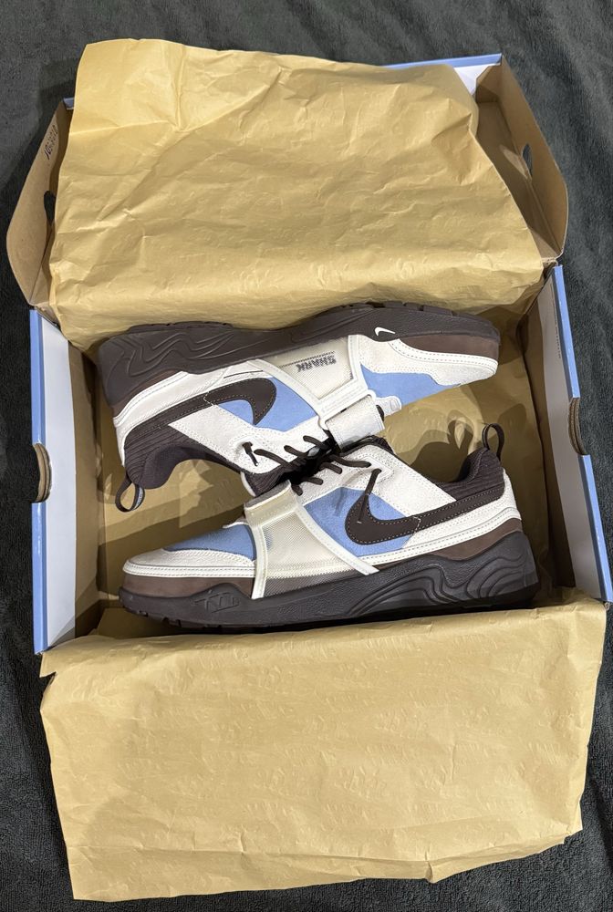 Travis Scott x Zoom Field Jaxx