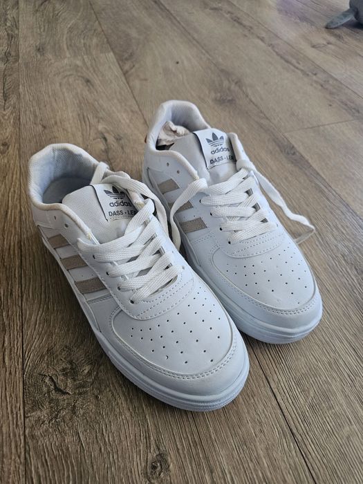 Adidasi dassler adidas