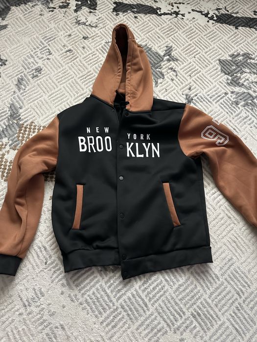Продам кофту мужскую новая
