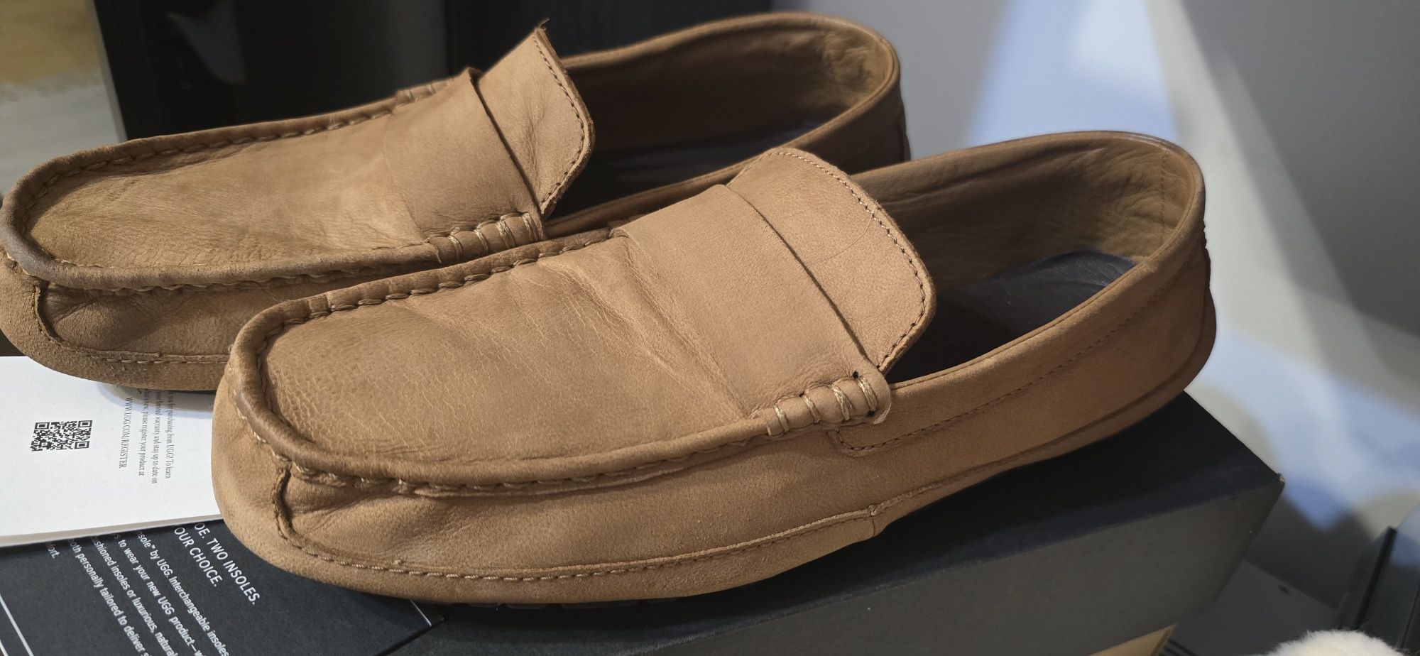 Ugg low top casual mocasini
