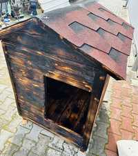 Дървена къща за куче
