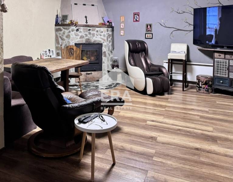 Продава се Къща в Варна, м-т Акчелар - 250 кв.м за 1592 €/кв.м - Снимка #4