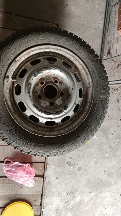 Продам  шины 15d.