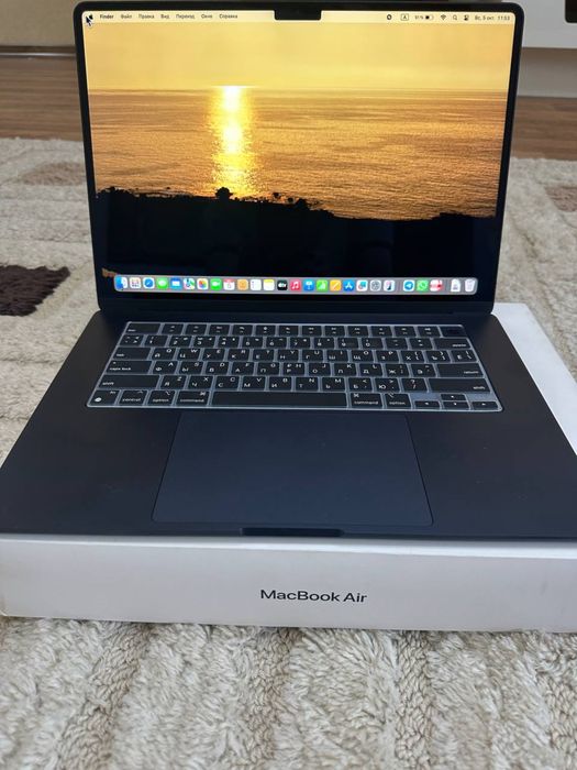 Продам Macbook Air 15 (2024)