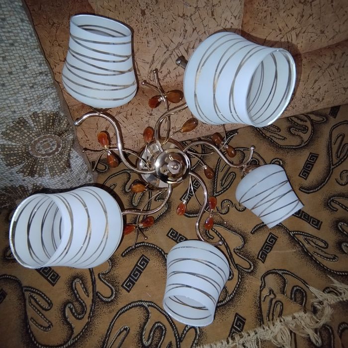 Люстра с 5 рожками