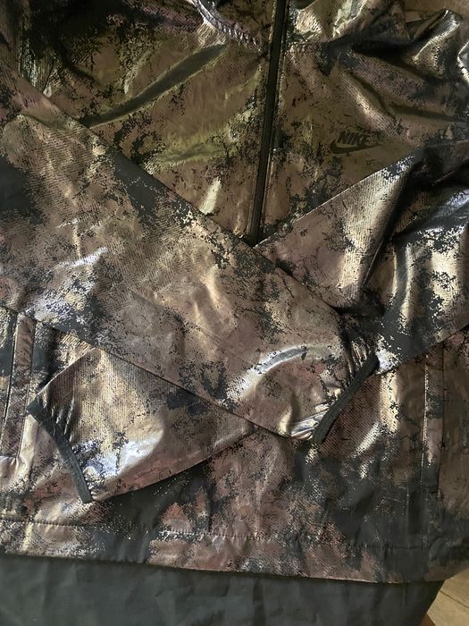 Дамска ветровка Nike р-р М