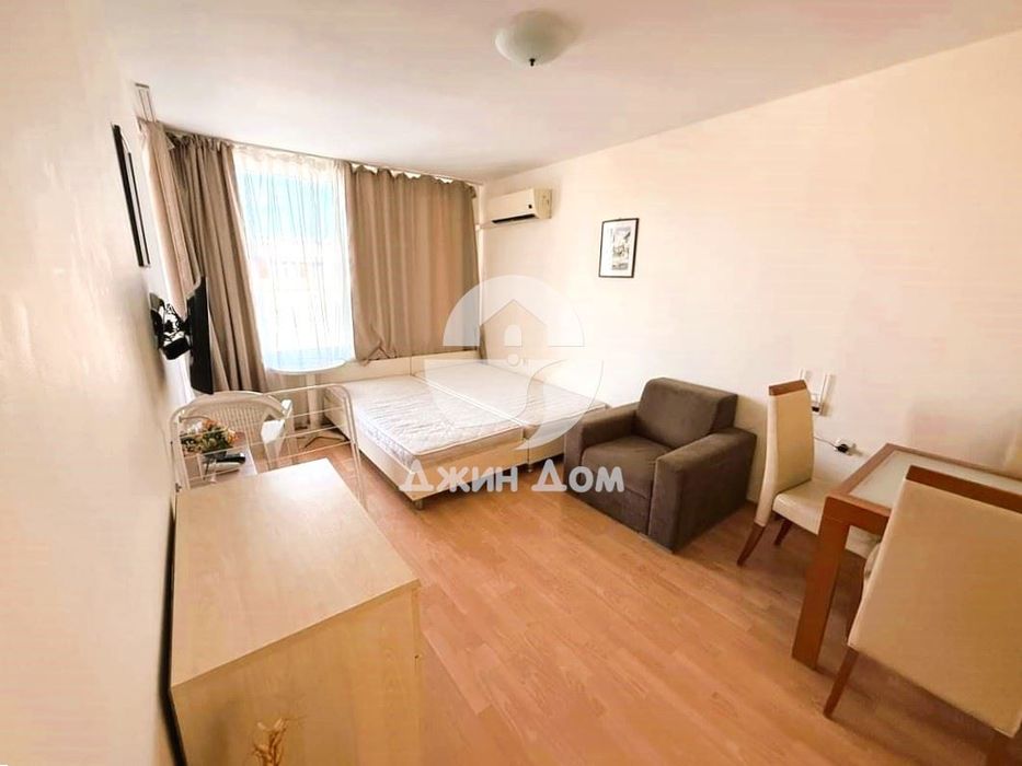 Продава се Тристаен апартамент в к.к. Слънчев бряг - 73 кв.м за 932 €/кв.м - Снимка #1