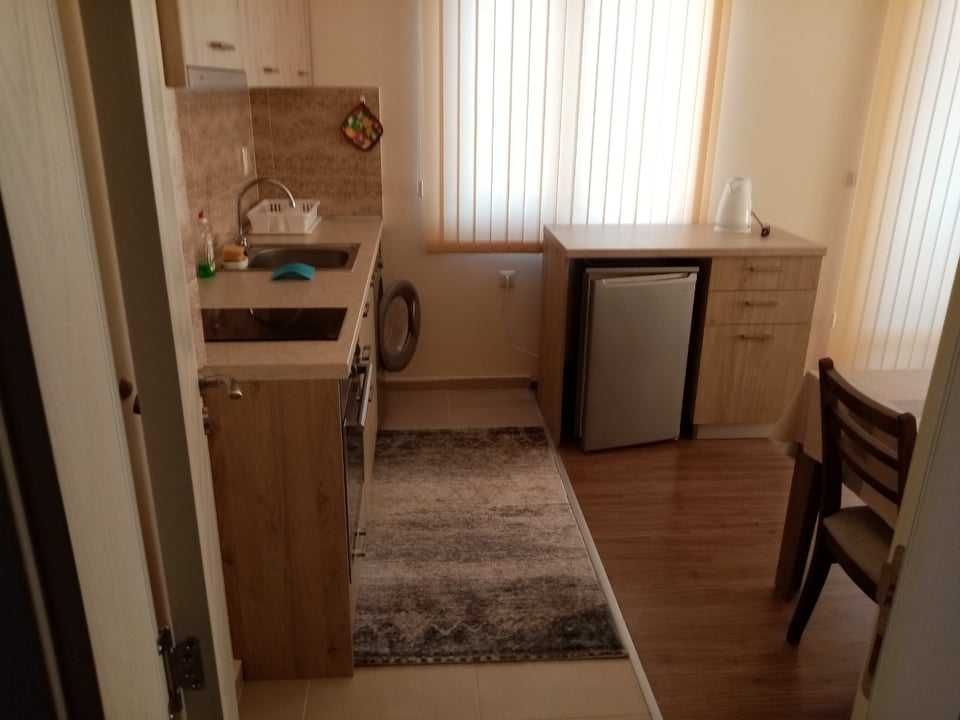 Дава се под наем Двустаен апартамент в Бургас, Сарафово - 75 кв.м за 127.5 € - Снимка #6