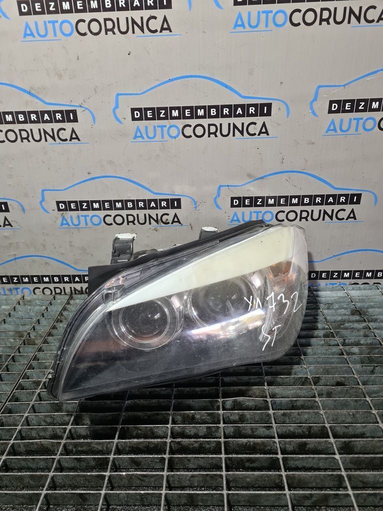 Far Stanga BMW X1 E84 2009 - 2012 SUV 4 Usi (732) Xenon CU ANGEL EYES