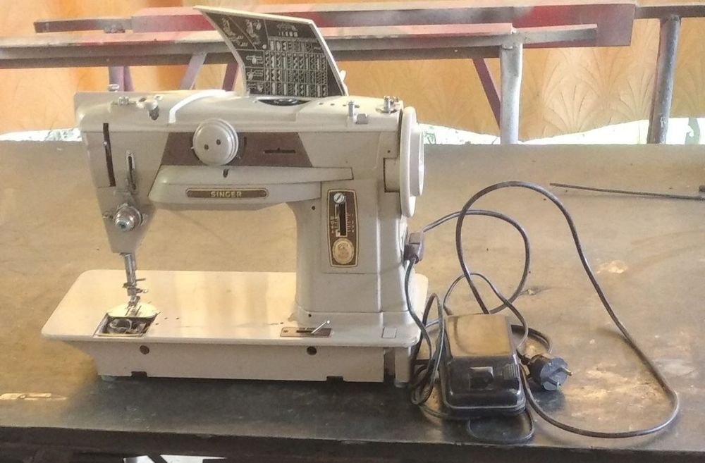 Швейная машина Singer