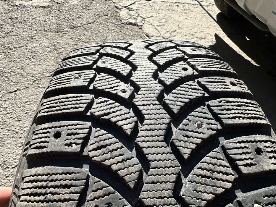 Шины зимние bridgestone 265/65/R17