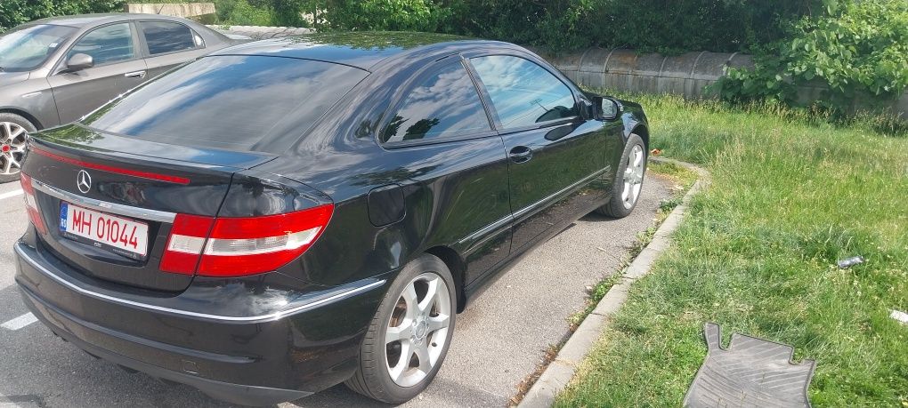 Mercedes CLC Coupe, benzina 2009 ,201000 km,INMATRICULAT stare f.buna