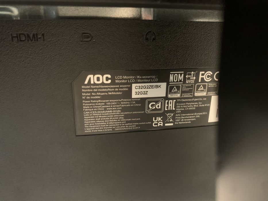 Monitor AOC 240hz 31.5inch 0.5ms DISPLAY SPART