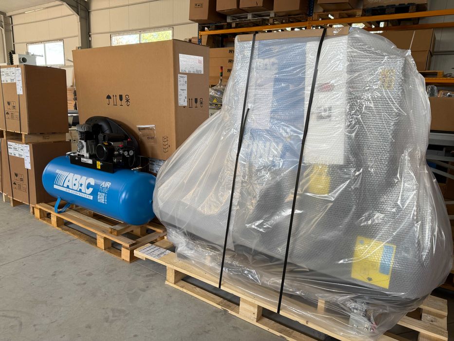 Италиански винтов компресор ABAC - 7.5E 10 400/50 500 C CE