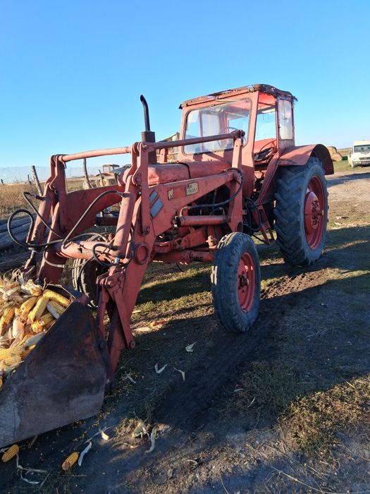 Vând Belarus cu încărcător