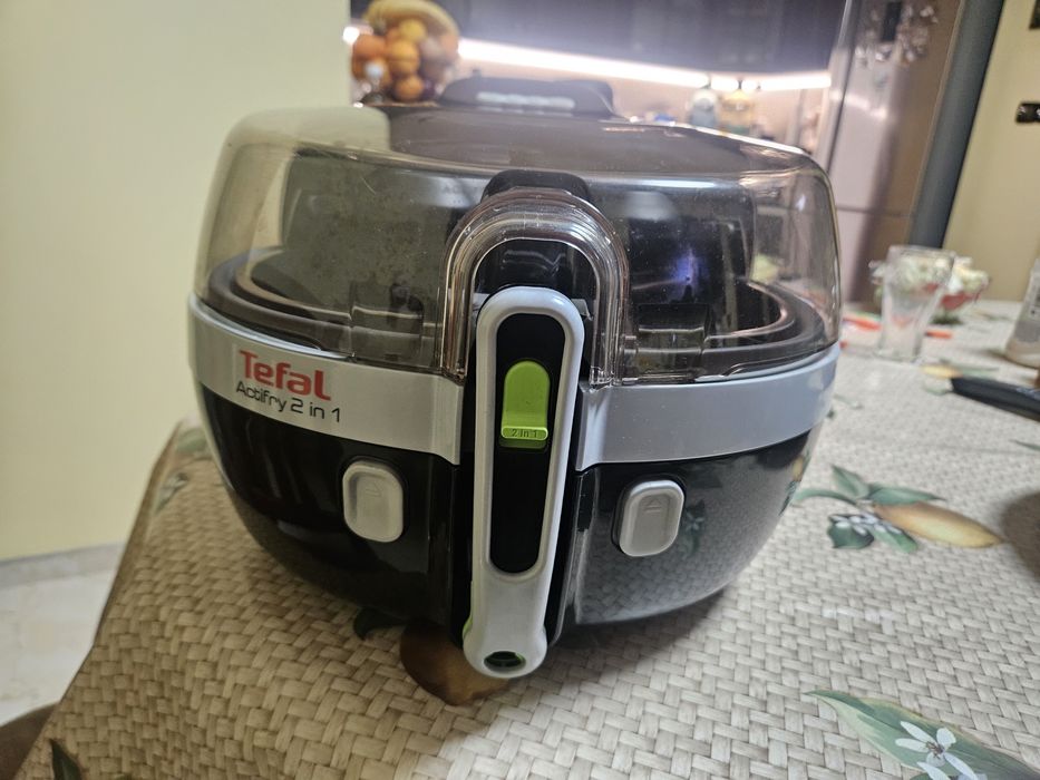 Фритюрник Tefal actifry 2в1