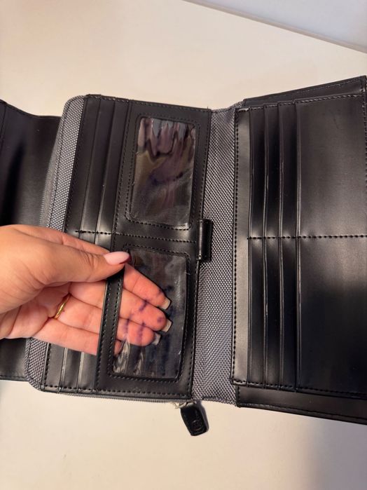 Portofel încăpător și spațios Cerruti 1881