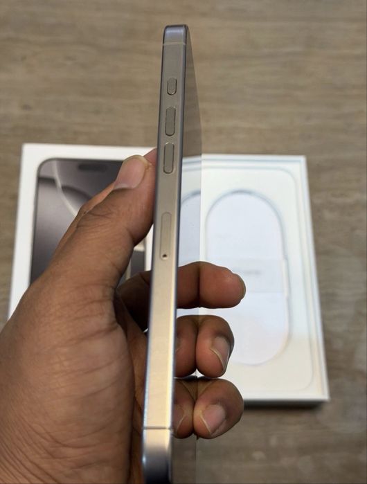 iPhone 16 Pro Max, 256GB, Natural Titanium