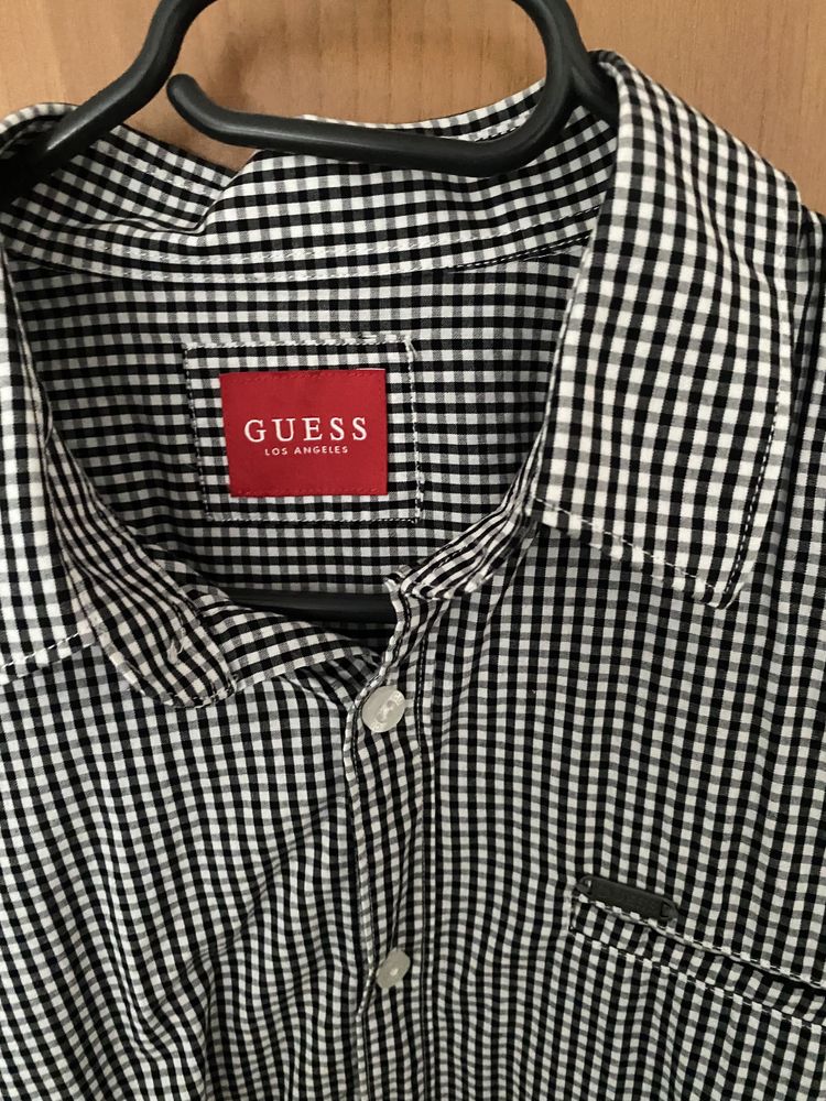 Camasa si sacou Guess