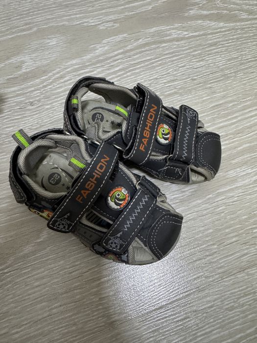 Сандали детские, 23 р