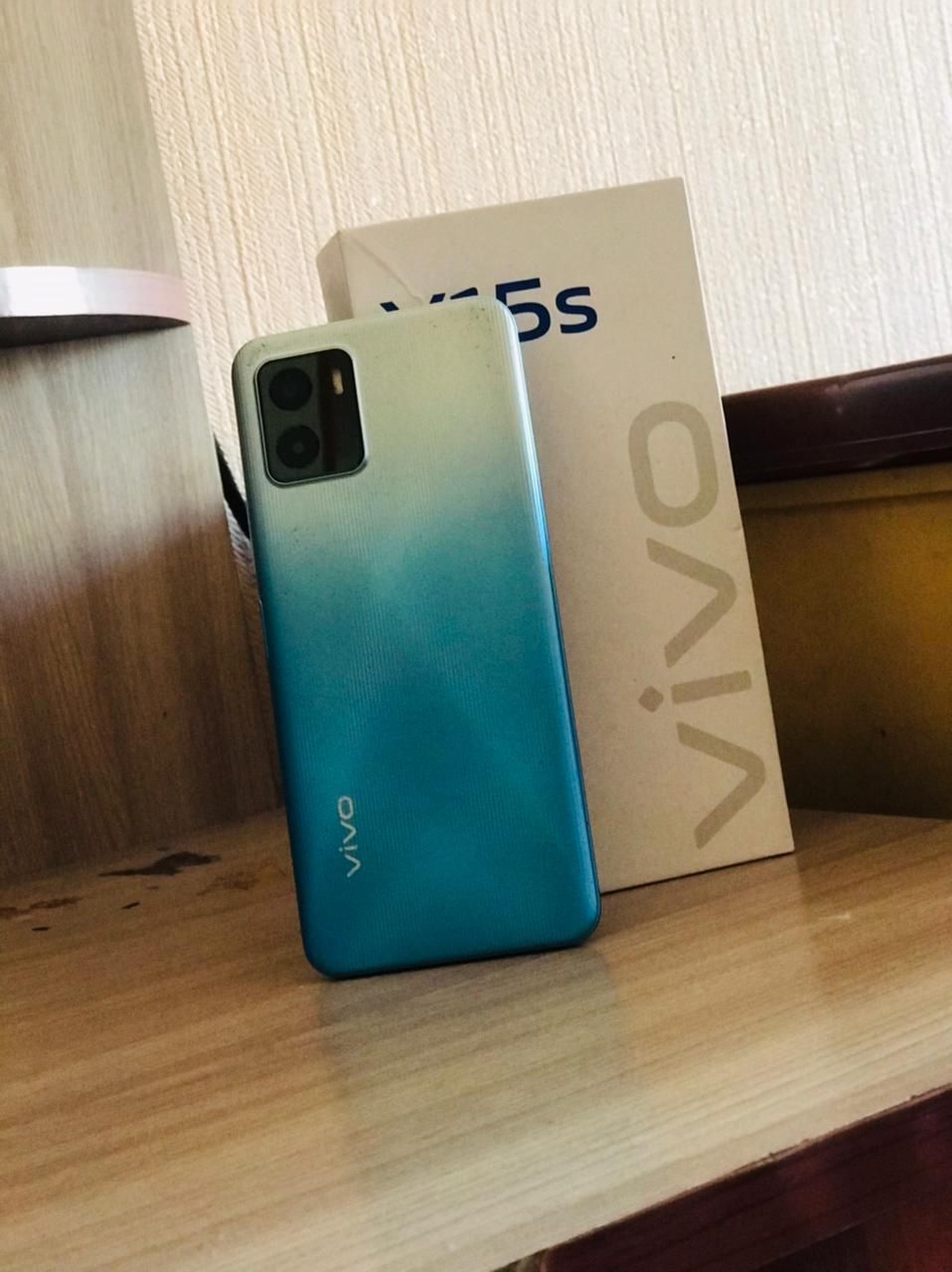 Смартфон Vivo Y15s