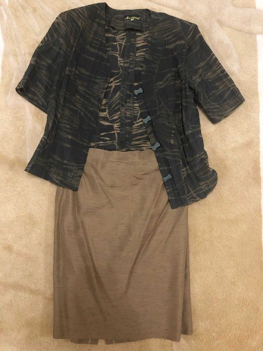 Costum portocaliu deschis Casa de moda Wanda