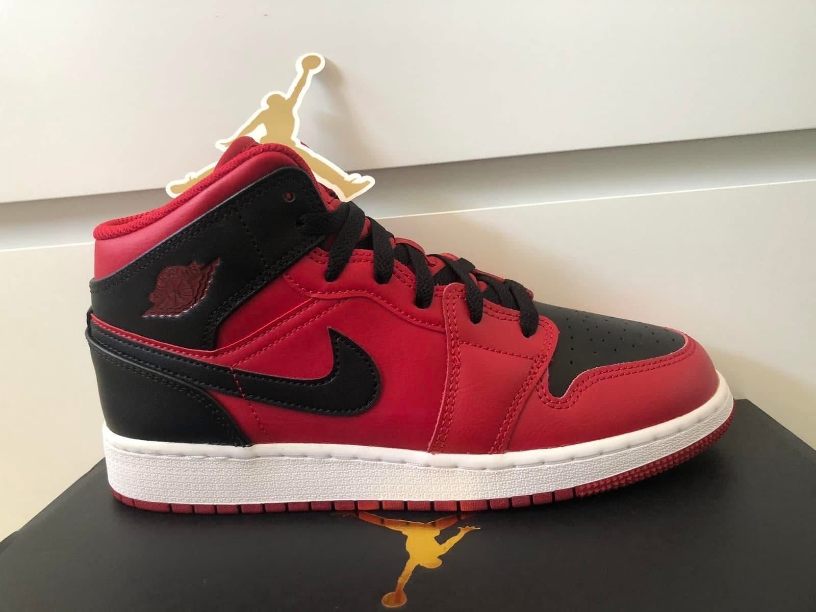 Маратонки оригинални NIKE AIR JORDAN 1 MID Reverse Bred Номер EUR 36,5