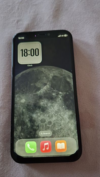 Iphone 12 mini работи само с esim карта