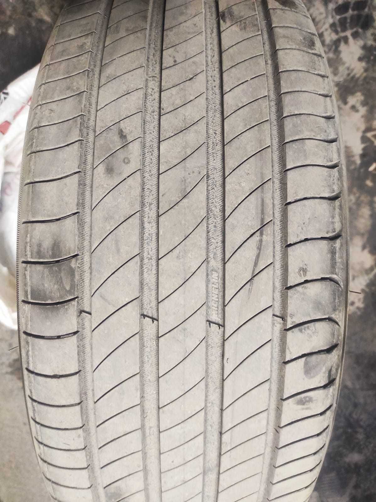 MICHELIN Primacy 4+ 235/55 R18 комплект 4 шины