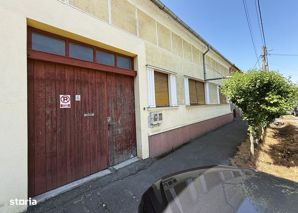 Casa solida in inima orasului Salonta - IMOBIHOR
