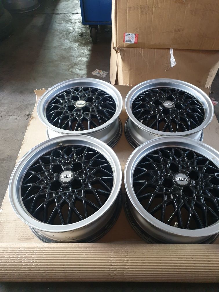 BBS RA 375 4x100, 6J x15 et 35