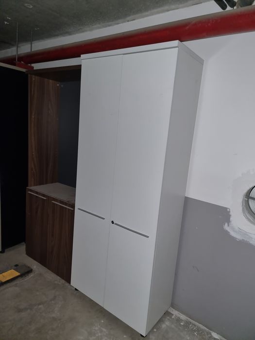 Шкафы (гардероб и для документов)