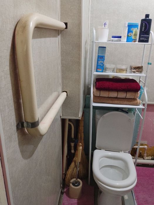 Uy sotiladi 1 xonalik